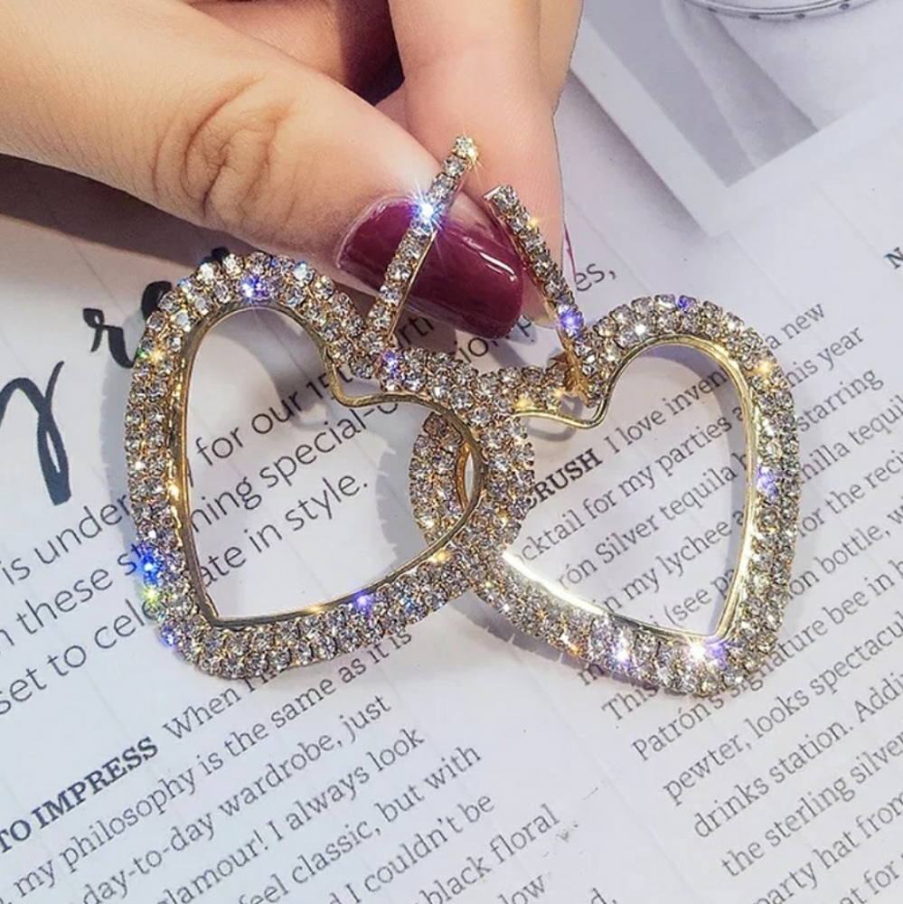 CRYSAL HEART EARRINGS